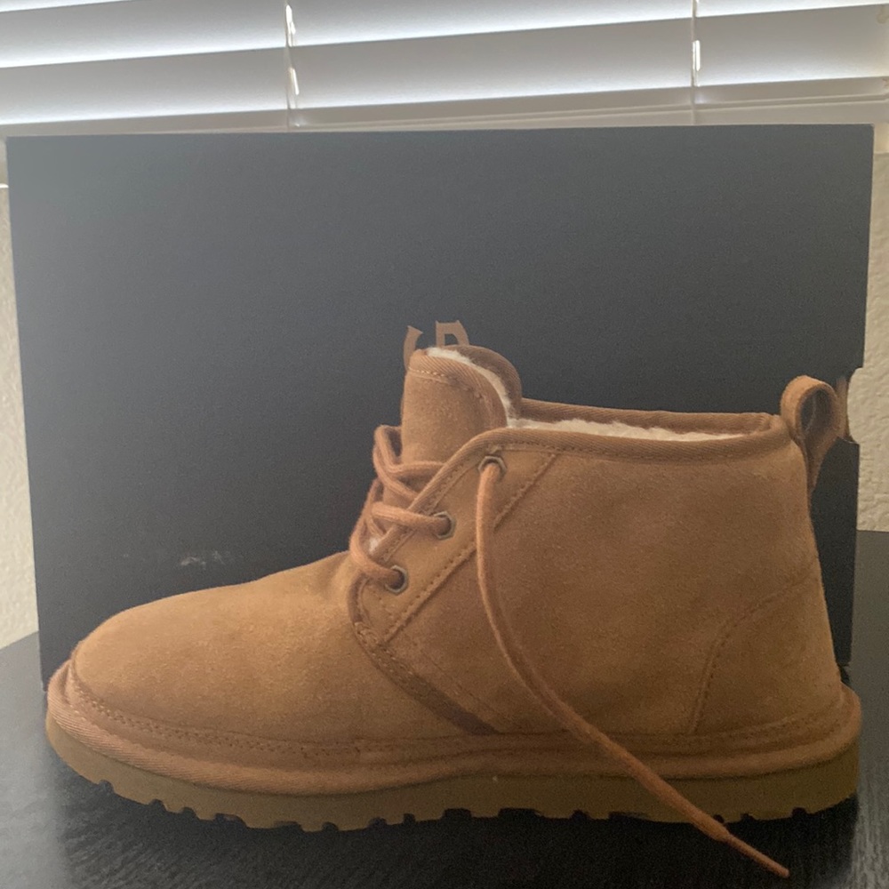Men’s size 8 M Neumel Brown boots